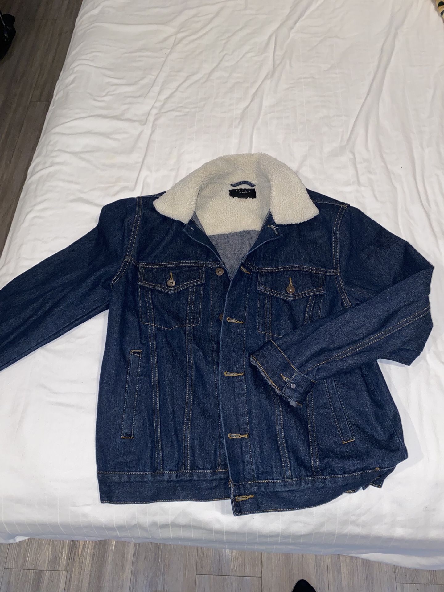 Blue jean jacket 