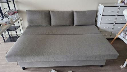 IKEA sleeper sofa (ALVDALEN)