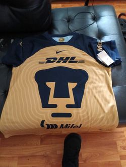New XL Pumas UNAM Jersey 