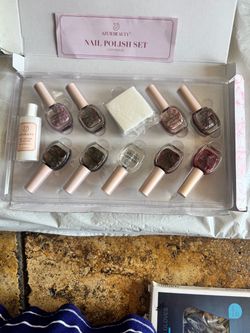 Nail polish set with beautiful shades.