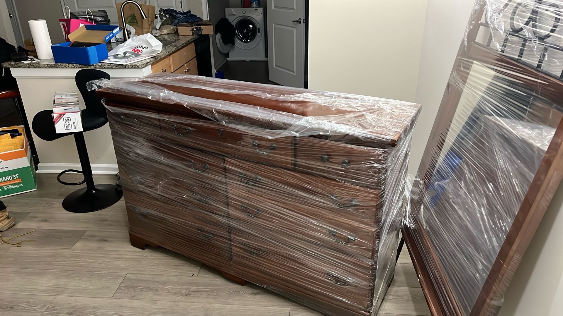 Dresser With mirror