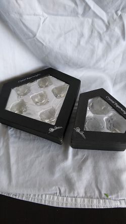 Crystal paperweights