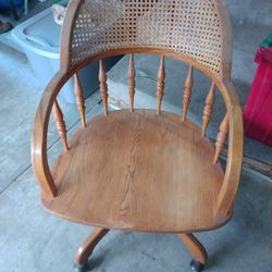 Vintage Oak/Cane Desk 🪑 Chair