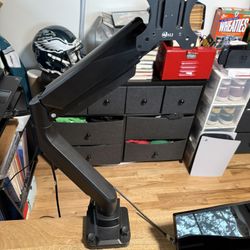 Monitor Arm