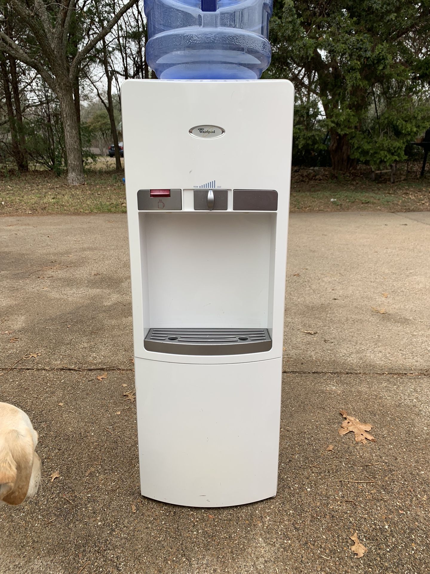 Whirlpool Water Dispenser for Sale in Duncanville, TX OfferUp
