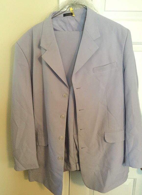 Men's Purple Suit Size 40