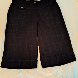 Women's Shorts Size 8 Worthington Stretch Black ❤️