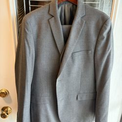 Men’s Alfani Slim Fit 3-Piece Suit Gray 42R / 36x32 – Wedding / Formal