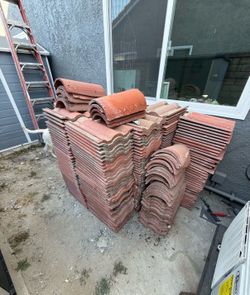 Eagle roofing s tiles