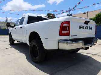 2024 Ram 3500 Crew Cab