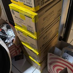 Sealed Brand New Case One Piece EB04 