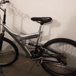 26 Inch Bicycle - 21 Gears - Aluminum frame