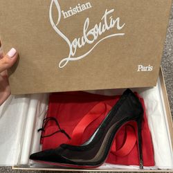 Christian Louboutin Black Heels -38