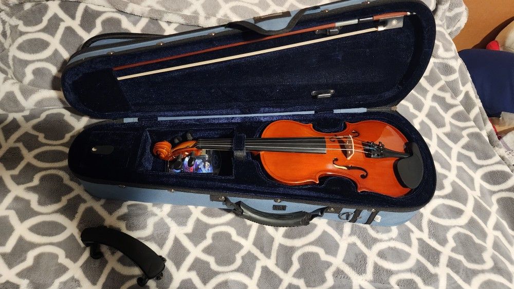 Eastar 1/2 Violin And Full Kit