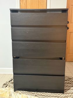 Dresser -IKEA