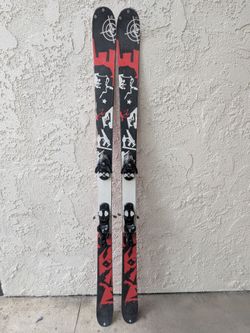 Skis