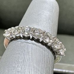 14kt White Gold Round Shape Diamond Wedding Band