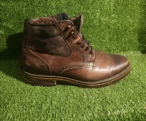 Johnston and Murphy Boots (Size 10 M)