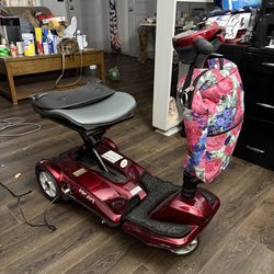 Auto fold mobility scooter