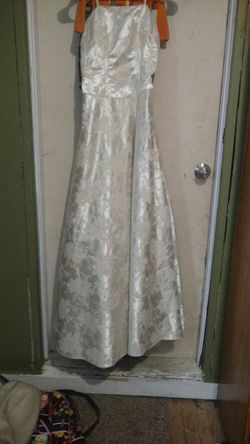 Wedding/pageant dress