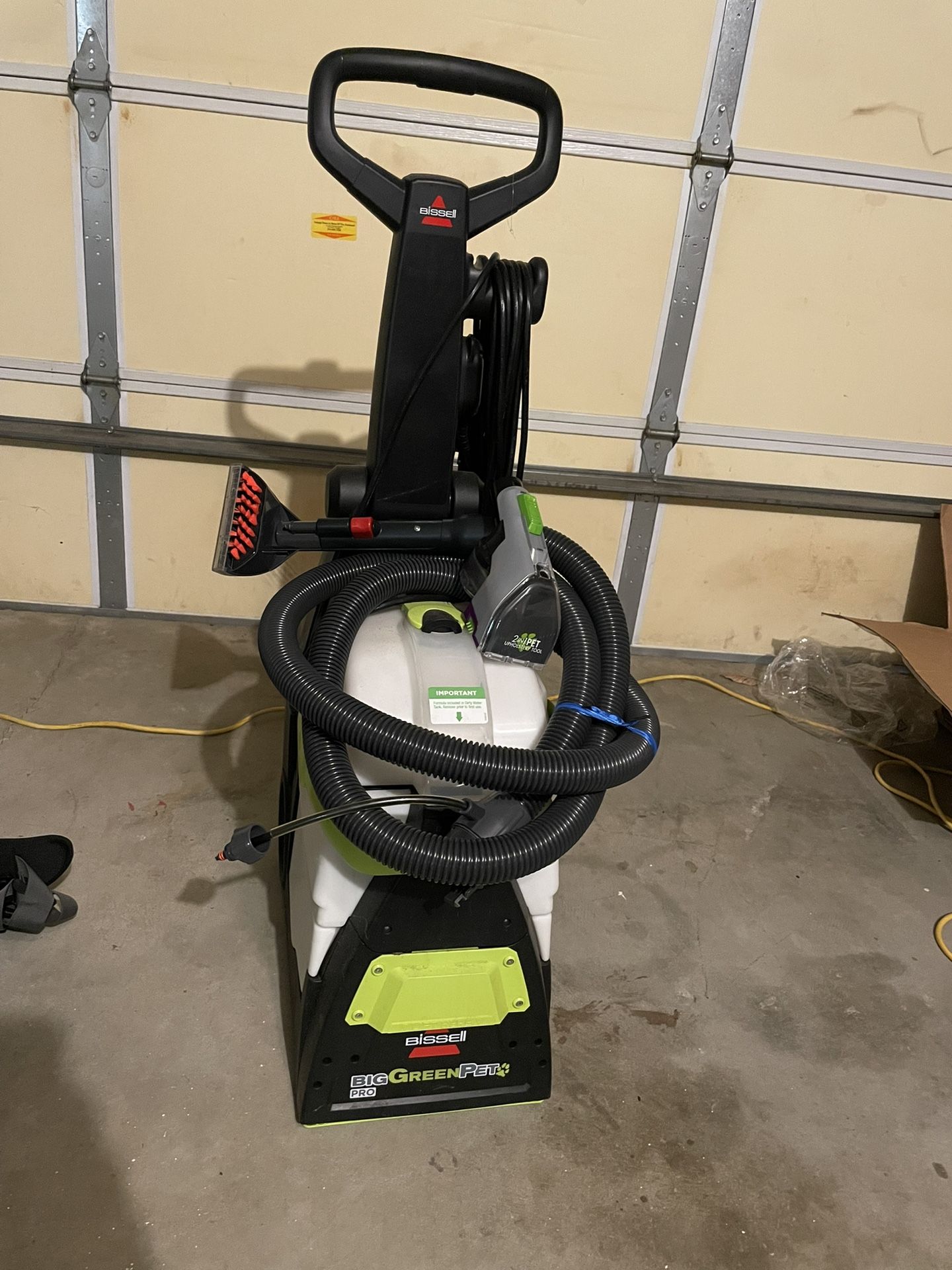 Bissel Vacuum Carpet Cleaner