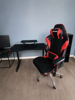 Gaming Chair and Desk