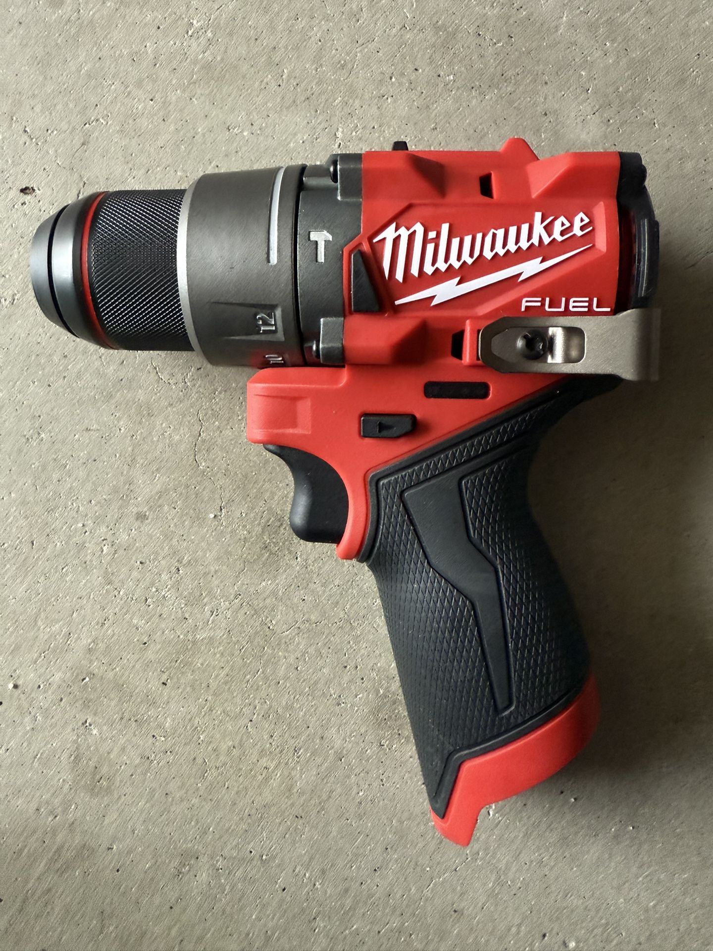 Milwaukee M12 Hammer Drill