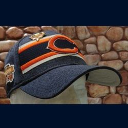 Chicago Bears Size S/M New Era 39THIRTY 2019 "THANKSGIVING" Hat (NW/OT) UNWORN!😇 COMES WITH PIN!🤯Please Read Description.