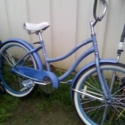 Cranbrook Beach Cruiser
