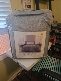 Gray twin comforter