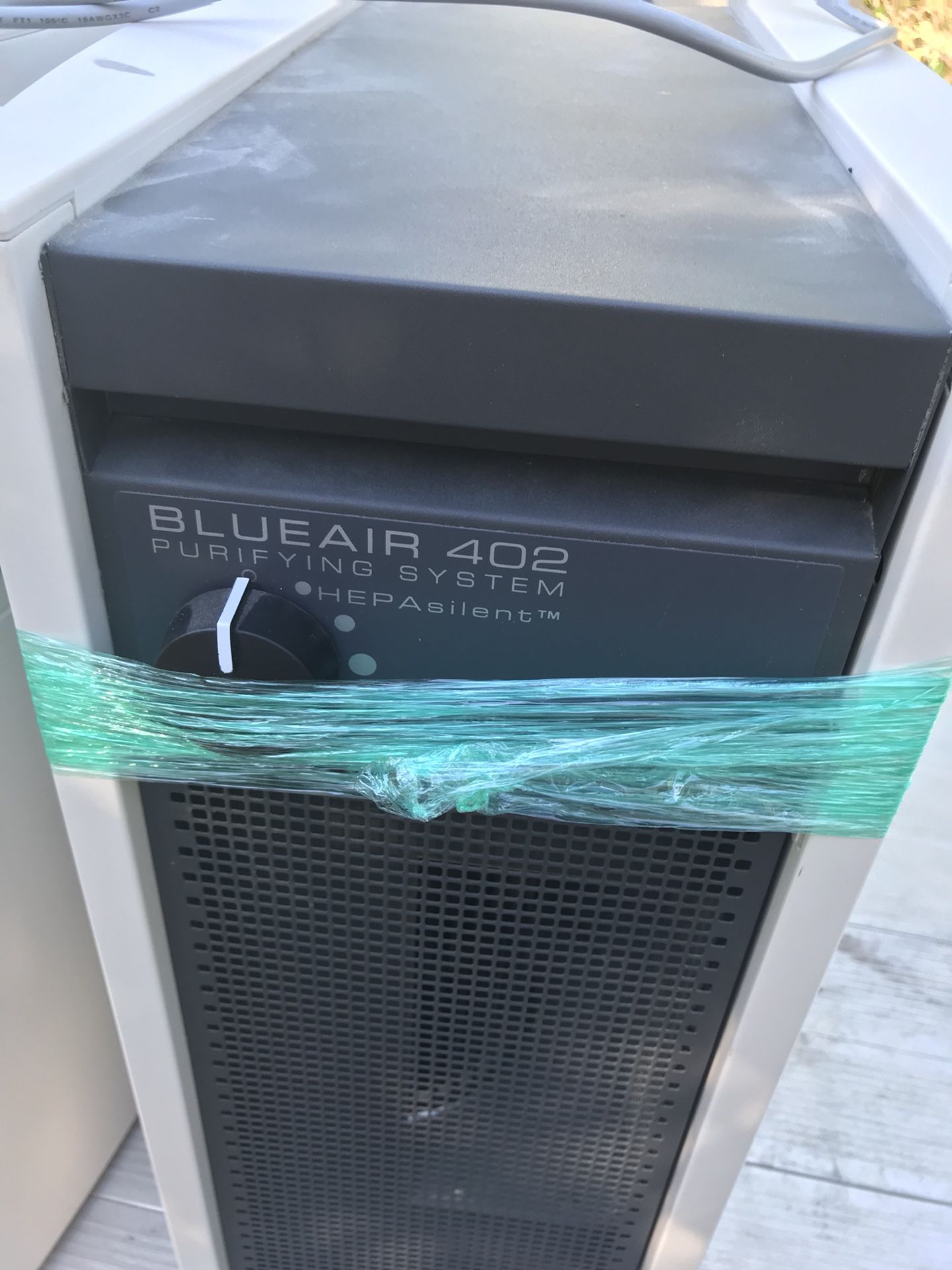 Blue air purifier 402