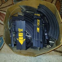 LIFE LIKE RACE TRACK "PLEASE READ "