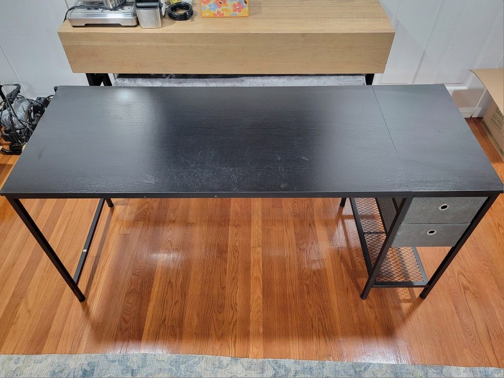Black Computer Desk