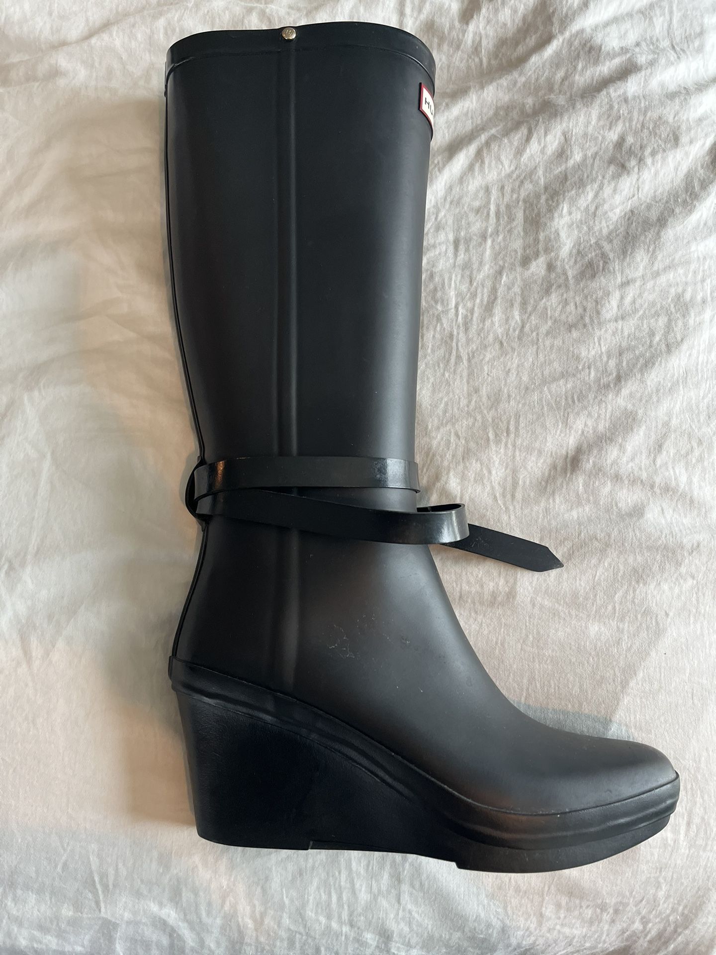 Hunter Wedge Rain Boot Size 9 $55