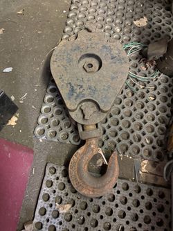 Pulley block