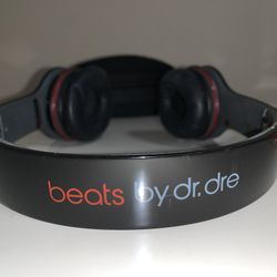 Beats By Dr. Dre Headphones With Case 