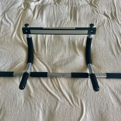 Doorframe Pull Up Bar - Never Used
