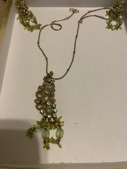 Beautiful Parrot Green Set With Earrings 