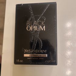 Black Opium YSL Perfum