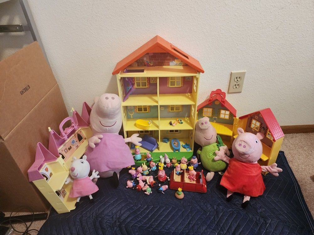 Huge Lot Peppa Pig's Light & Sound Family Home Feature Project