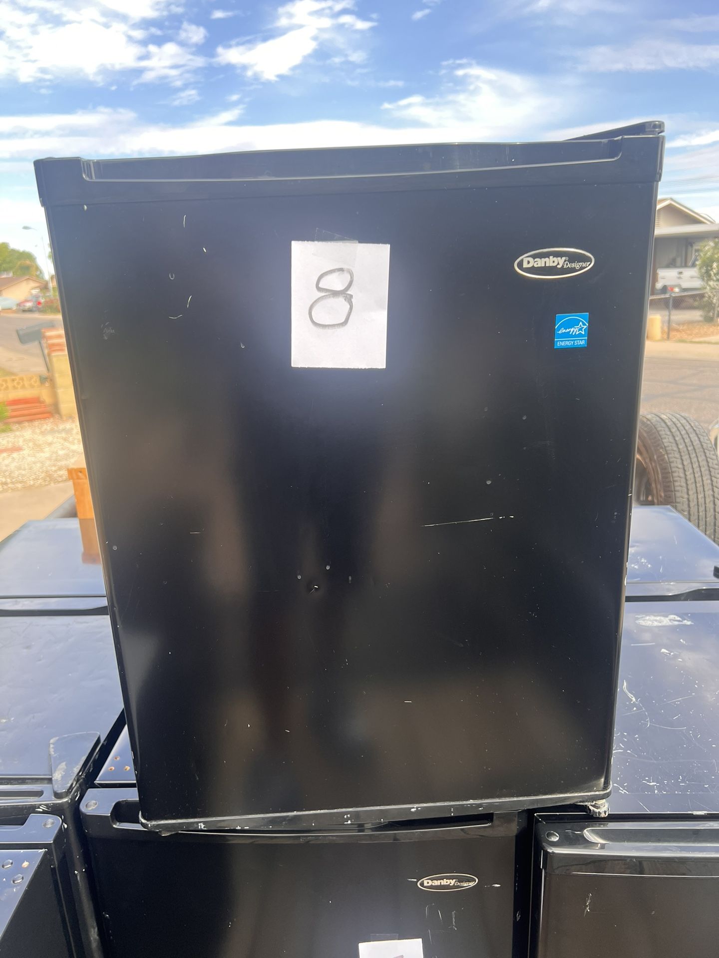 Mini Fridge (Black) - Danby (8)