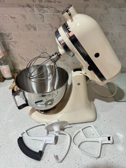 Kitchen Aid Artisan Mixer