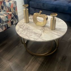 Coffee Table And Decorative 