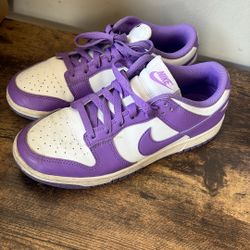 Nike Shoes size 8