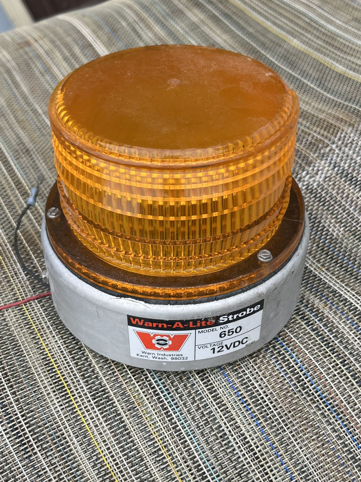 12 Volt Vehicle Strobe Light  