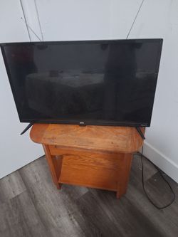 Flat screen tv im selling for $70