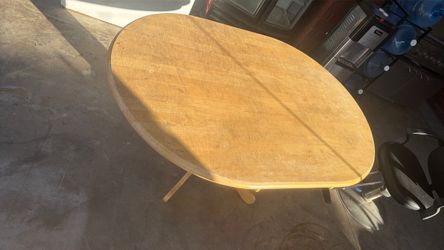 Mesa de comedor madera sólida