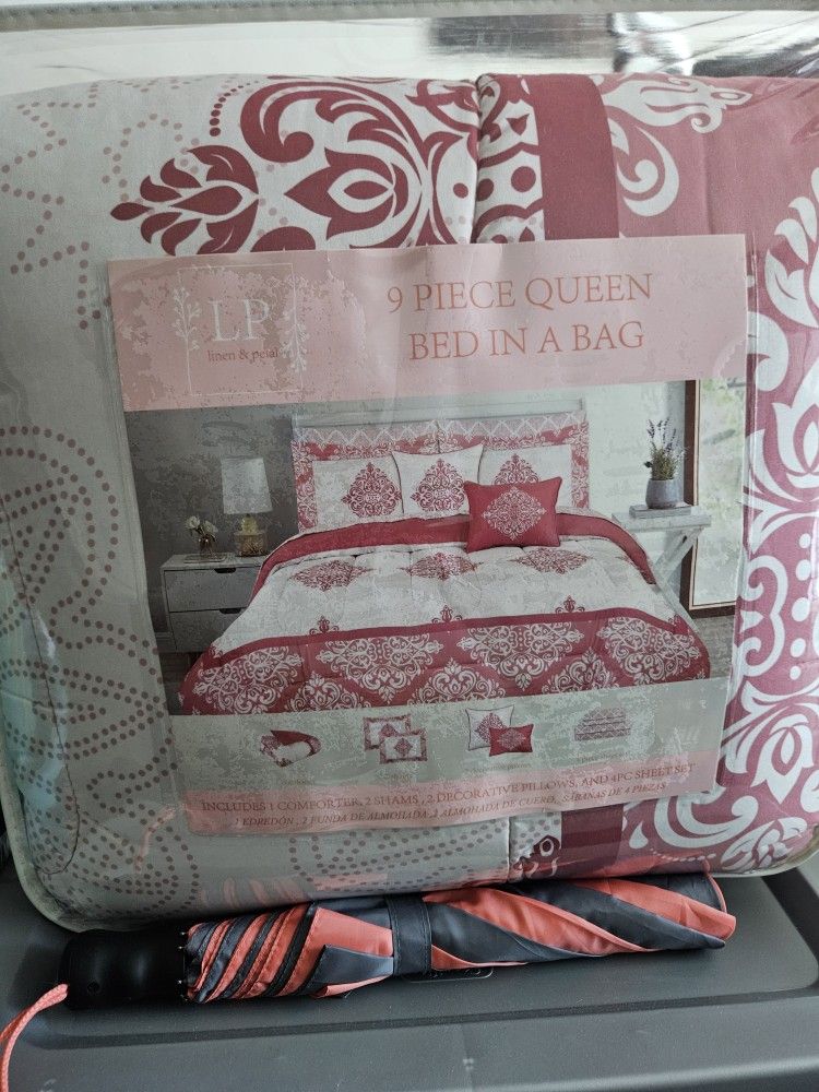 9 Piece QUEEN Bed In A Bag Comforter Set; Heated Blanket