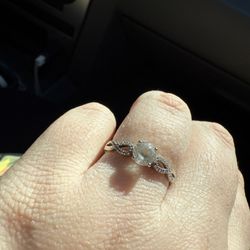 Engagement/ Wedding Ring 