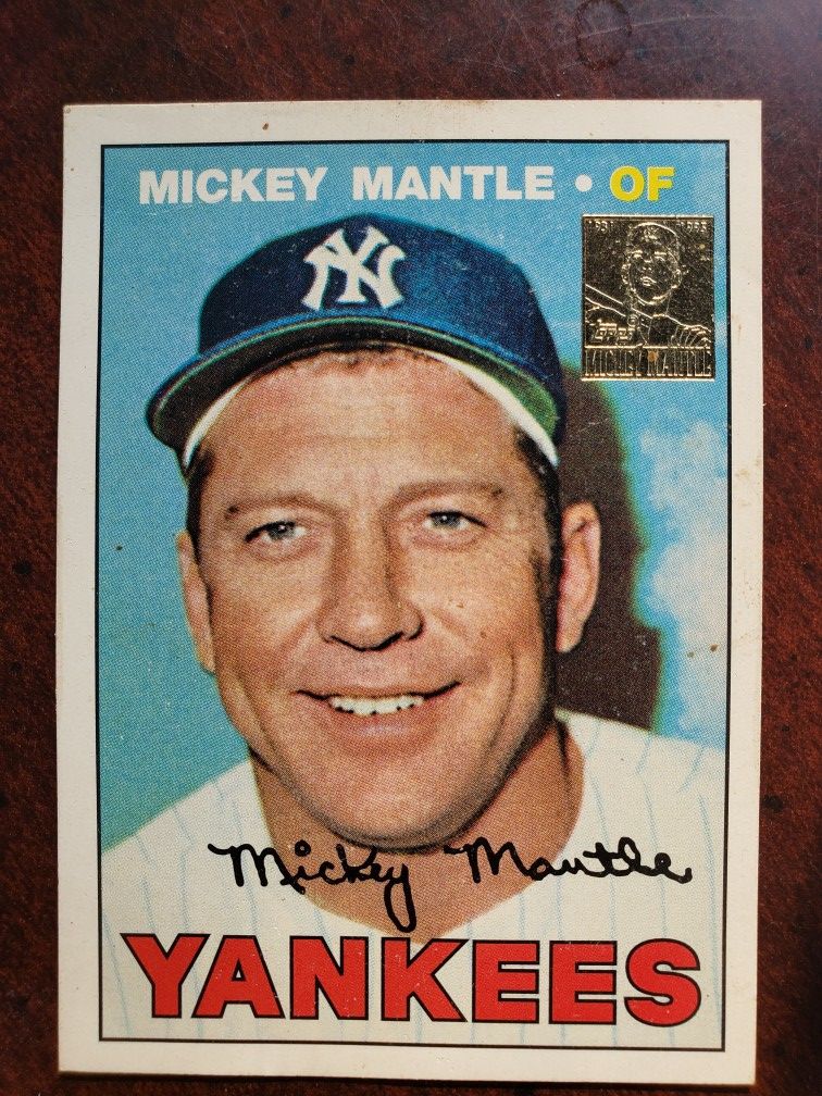 Mickey Mantle Autographed Baseball Card